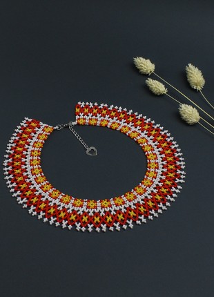 Minimalist seed bead necklace5 photo