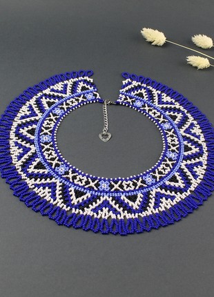 Blue and white beaded necklace2 photo