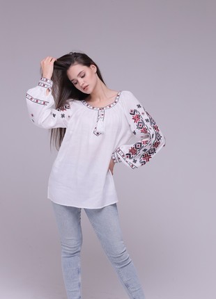 Women's embroidered blouse "Verkhovyna"2 photo