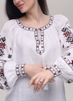 Women's embroidered blouse "Verkhovyna"4 photo