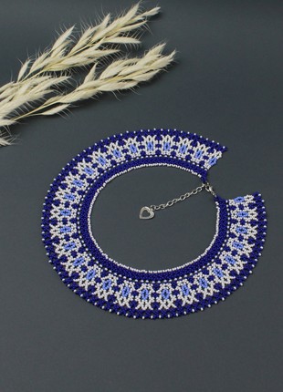 Blue and white beaded necklace4 photo