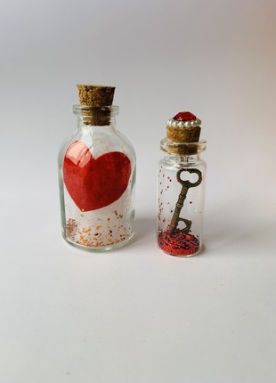 A gift for Valentine's Day, a bottle with a message5 photo