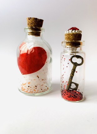 A gift for Valentine's Day, a bottle with a message6 photo