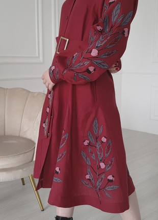 Embroidered dress Garnet7 photo