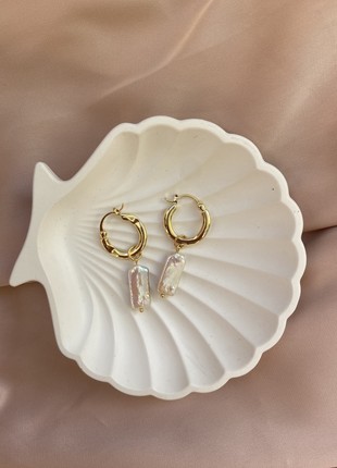 Kongo earrings with pearls2 photo