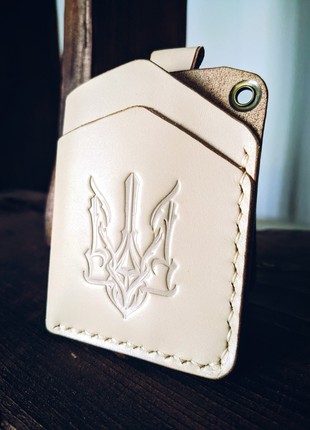 Handmade leather card holder, with embossing4 photo