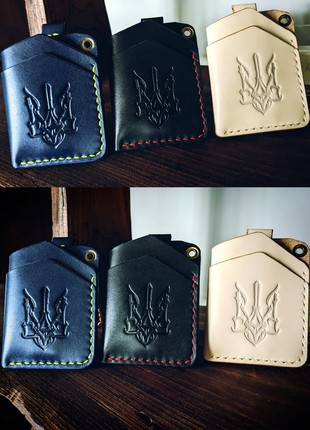 Handmade leather card holder, with embossing6 photo