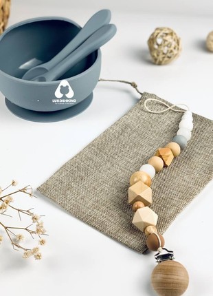 Silicone pacifier holder with wooden teether for newborn baby