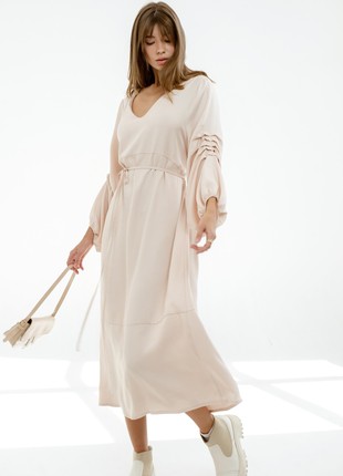DANCING QUEEN  milk dress.