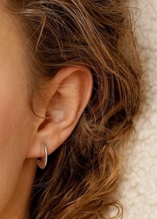 Compact earrings2 photo