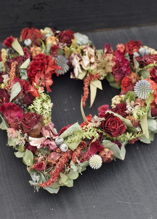 Dried Flower Wreath-Heart1 photo