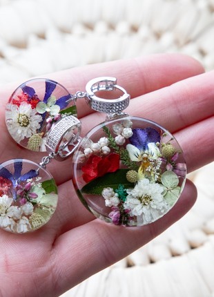 Pressed flower jewelry set, resin flower earrings and necklace set2 photo