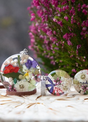 Pressed flower jewelry set, resin flower earrings and necklace set1 photo