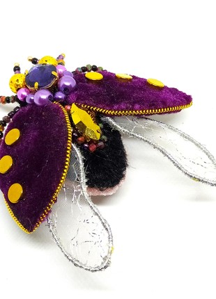 Handmade brooch "ladybug"1 photo