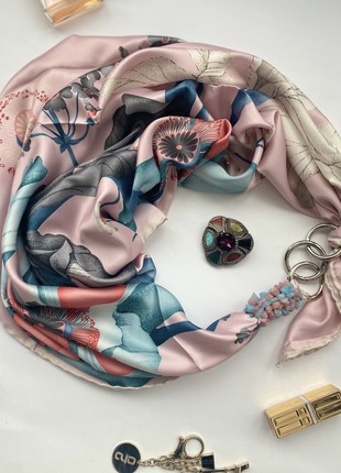 Scarf " Pink garden,, from the brand MyScarf. Decorated with natural coral4 photo