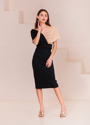 Two-tone sheath dress with a belt1 photo