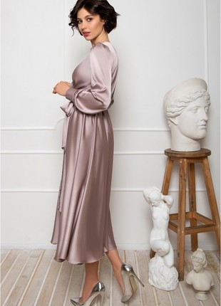 Elegant silk midi dress in powder color2 photo