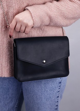 Leather shoulder bag for women / Casual clutch with chain strap / Black - 1024