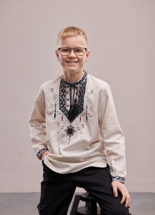 Embroidered shirt for a boy " Lubomir"1 photo