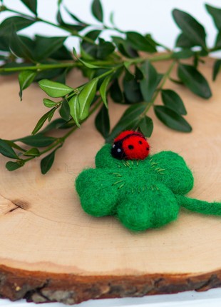 St Patricks day gift, clover with ladybug brooch/magnet/keychain