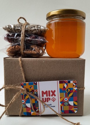 Honey set MIXUP (honey, nuts, seeds, dried fruits), 350 grams3 photo