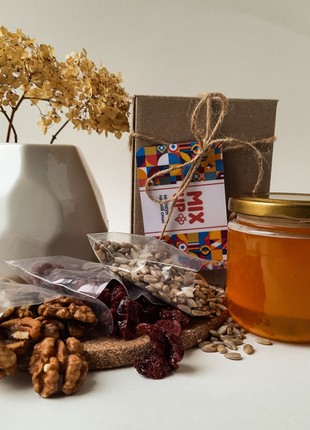 Honey set MIXUP (honey, nuts, seeds, dried fruits), 350 grams5 photo
