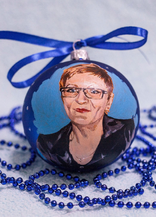 Personalized Blue Gift Ornament, Custom Portrait From Photo – One person3 photo