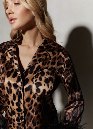 Leopard silk suit with feathers4 photo