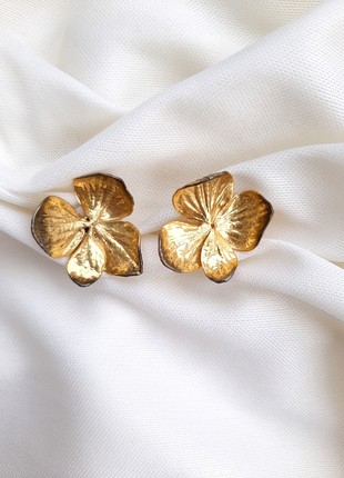 Real Hydrangea flower earrings electroformed copper and pure gold5 photo