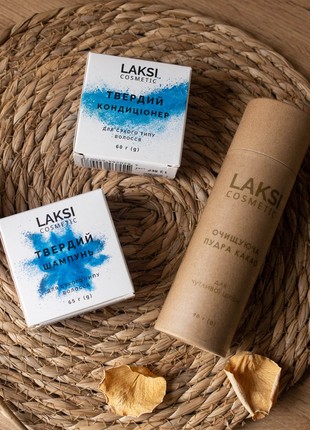 Care set for dry hair and sensitive skin