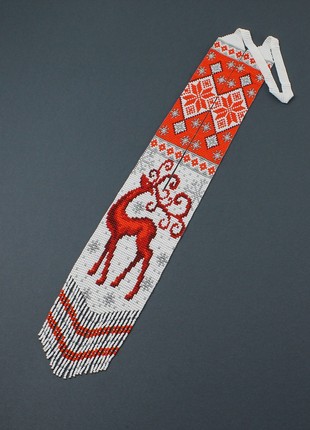Beaded necklace with Christmas deer1 photo