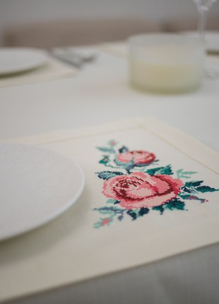 Embroidered napkin under plate "Blooming Garden" 0.30*0.40m 274-21/002 photo