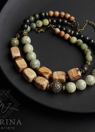 Assymetry. Necklace with jasper, serpentine, jade