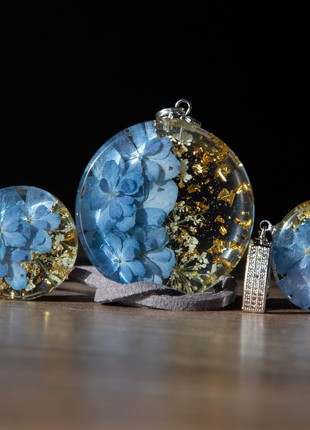 Real blue hydrangea jewelry set, resin flower necklace and earrings