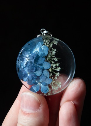 Real blue hydrangea jewelry set, resin flower necklace and earrings5 photo