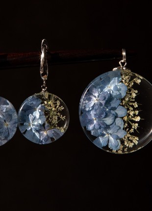 Real blue hydrangea jewelry set, resin flower necklace and earrings3 photo