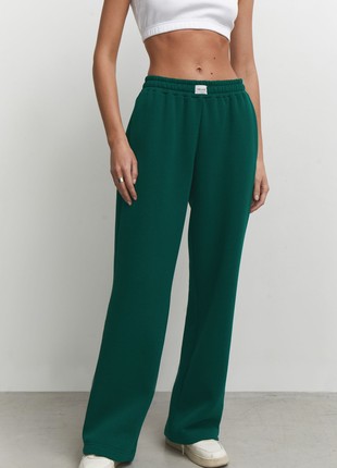 Wide jogger pants in green