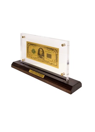 1000 USD banknote in a box 14.5*28 cm