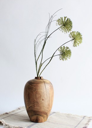 Wood vase ikebana8 photo
