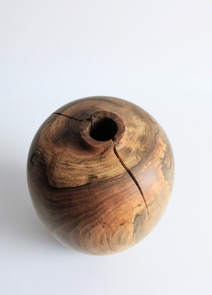 Wood vase ikebana6 photo