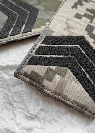 CHEVRON ON VELCRO SERGEANT RANK 5X10 CM4 photo