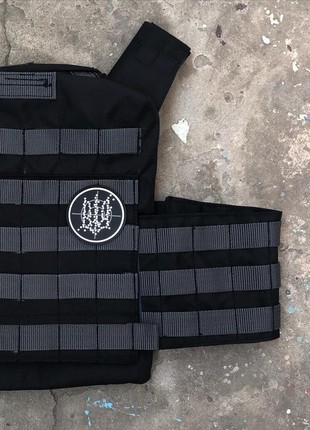 Bezlad X DimaTabu chevron Ukraine / one2 photo