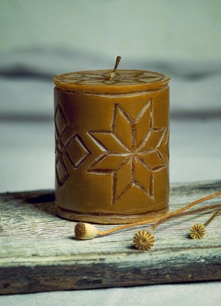 Carved beeswax candle "Alatyr" (low)