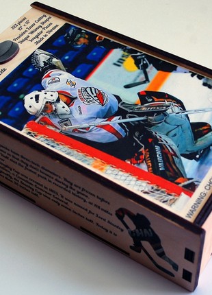 Wooden Jigsaw Puzzle - Hockey- 323 pieces8 photo