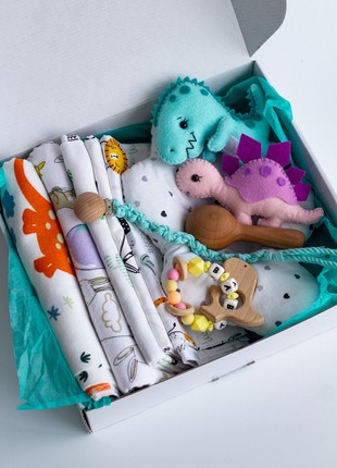 Big Newborn Gift Box