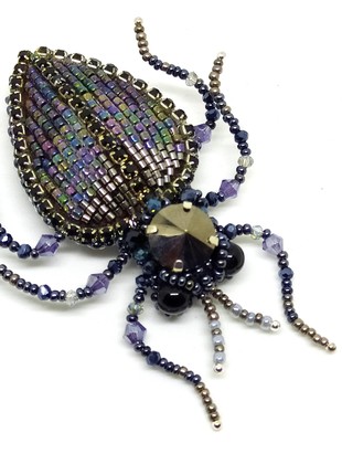 Handmade brooch "Beetle"1 photo