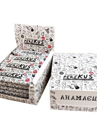Box of fruit and nut bars pereKUS trade mark ANAMAYESH