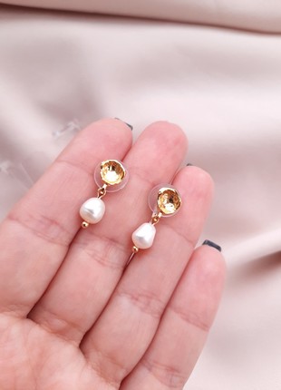 Gold plate earrings with natural pearl6 photo