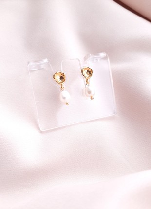 Gold plate earrings with natural pearl8 photo