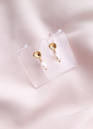 Gold plate earrings with natural pearl9 photo